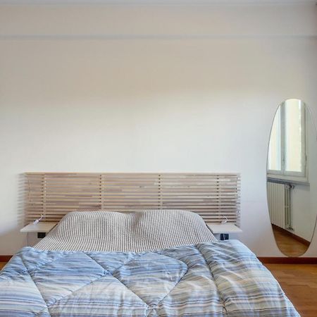 Lucca Roomy Apartment With Balcony And Parking! Exterior photo